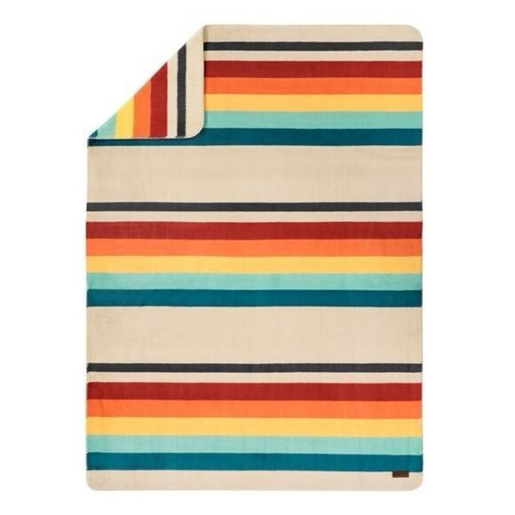 Pendleton Plush Throw at 50” x 70” - Picture 3 of 4